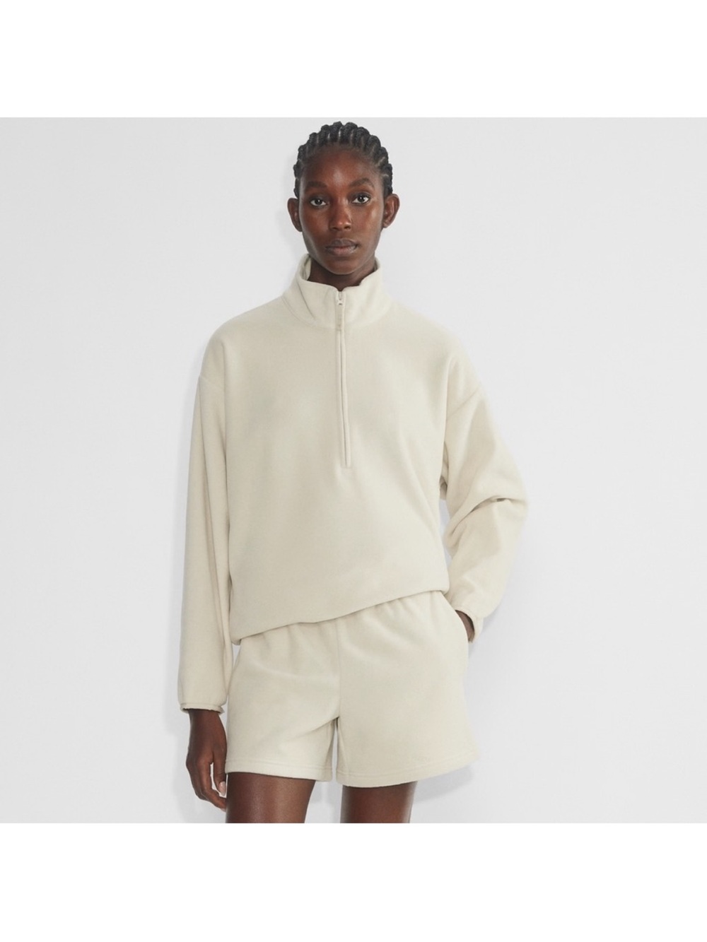 Aritzia Golden Polartec Shorts Size‎ Medium